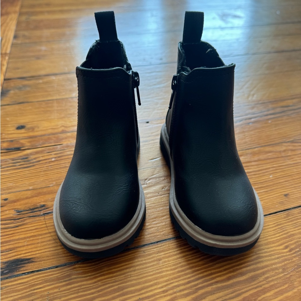 SOLD. Chelsea Boots